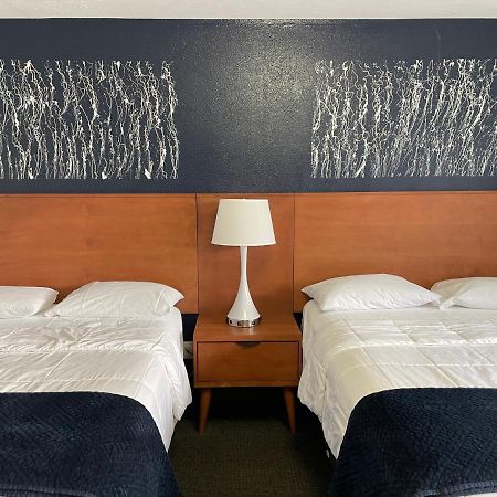Starlite Resort Saugatuck Extérieur photo