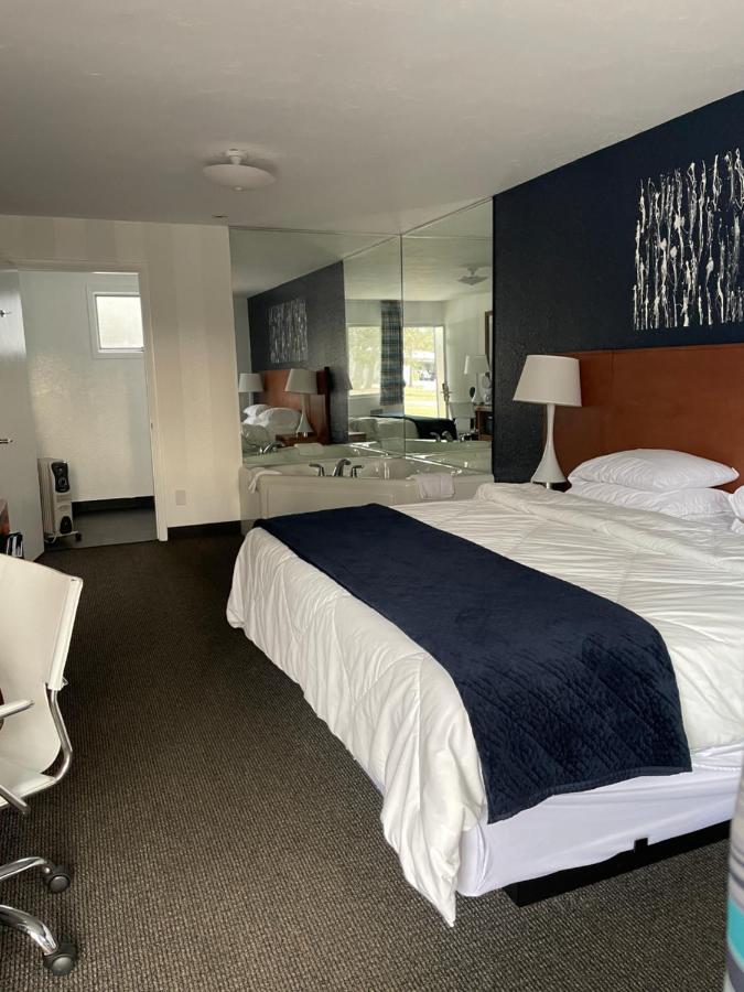 Starlite Resort Saugatuck Extérieur photo